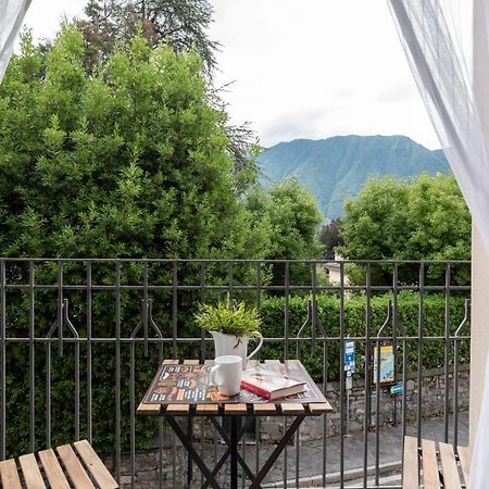 Lake Como Studio With Balcony And Private Parking Ossuccio Zewnętrze zdjęcie